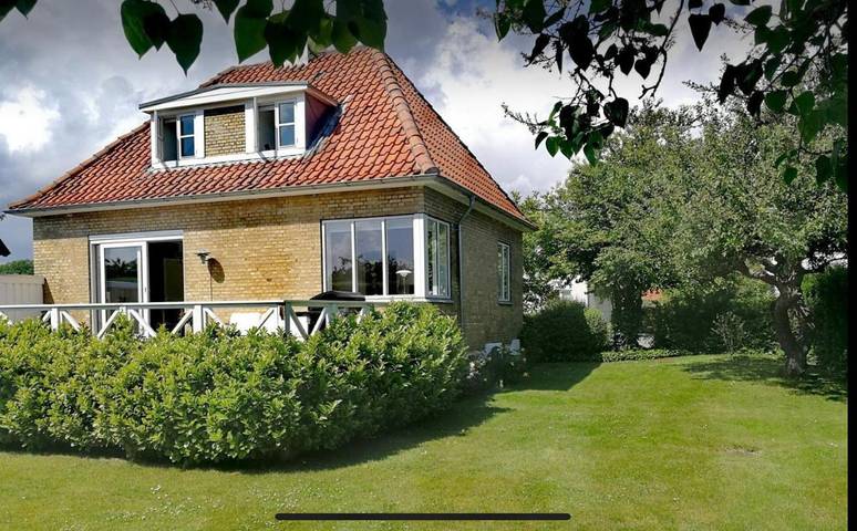 Villa for 4 personer, med Terrasse og Have samt Udsigt i Gentofte