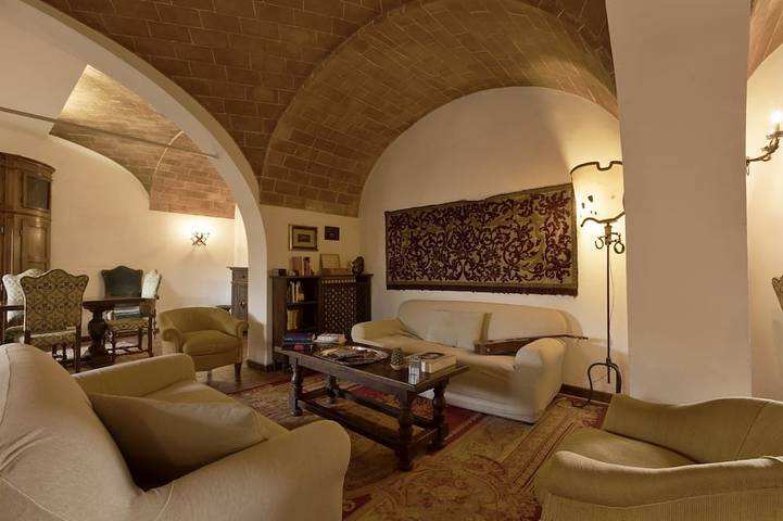 Zeitlose Eleganz mit privatem Pool in Poggibonsi, Siena Provinz