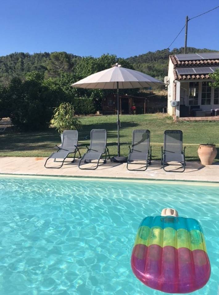 Gîte pour 4 personnes, avec piscine ainsi que terrasse et jardin en Provence-Alpes-Côte d'Azur - 2