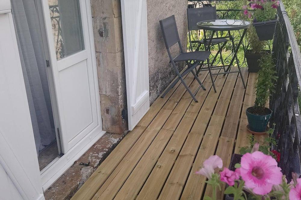 Apartamento entero, Apartamento dúplex muy bien ubicado y tranquilo in Bretenoux, Macizo Central