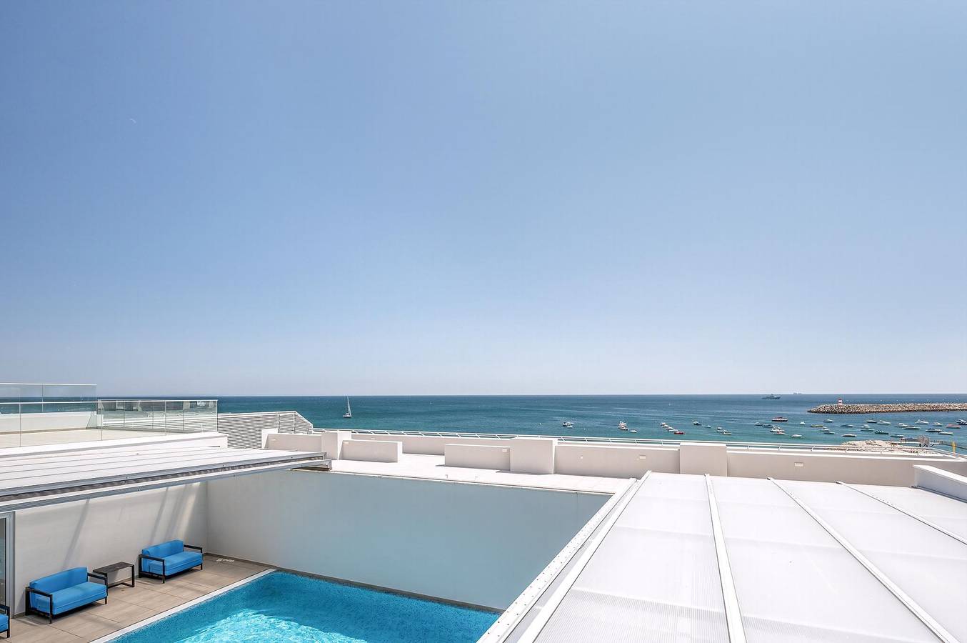 Guestready - Ocean-front getaway in Sesimbra, foto 6