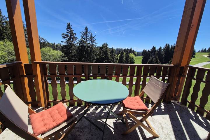 Gîte pour 4 personnes, avec Balcon à Montcel