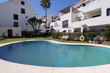 Casa De Férias para 4 Pessoas em Nueva Andalucía, Marbella, Foto 1