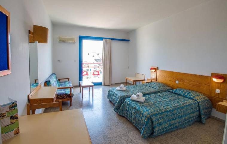 Apartmenthotel für 3 Personen, mit Balkon und Terrasse sowie Whirlpool und Garten auf Zypern - 3
