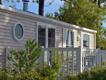 Mobil home pour 5 personnes, avec piscine et terrasse, animaux acceptés dans Plage De La Paree Du Jonc