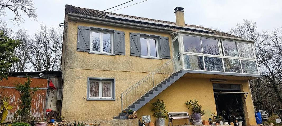 Location de vacances pour 6 personnes, avec vue et jardin, animaux acceptés à Saint-Cernin-de-Larche - 3