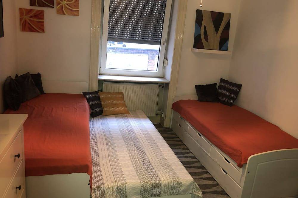 Entire apartment, Privat Zimmer, Wiesbaden Mitte in Wiesbaden, Rheingau