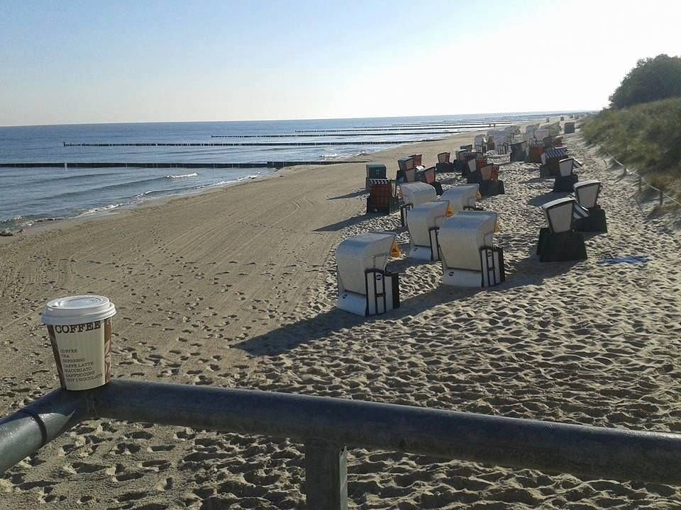 Entire holiday apartment, Holiday apartment for 4 people with balcony in Seebad Zempin, Zempin