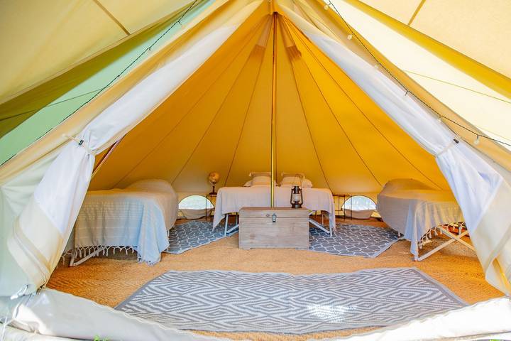 Camping pour 4 personnes, avec Jardin