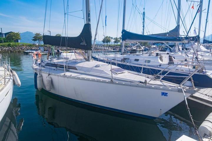 Bateau pour 3 personnes, avec Terrasse et Vue sur le lac dans Casino d'Hendaye