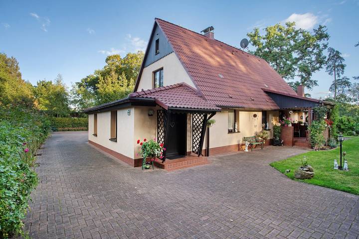 Ferienwohnung für 4 Personen, mit Garten in Hohenzieritz