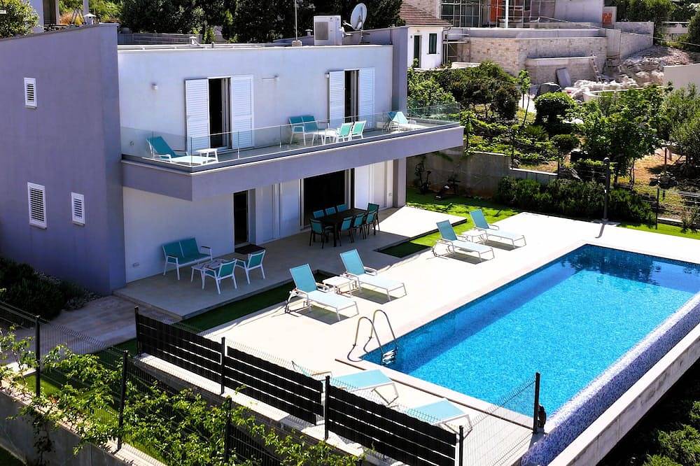 Villa Sapphire – Panoramic Sea View with Private Heated Pool in Vis (Dalmatia), Split-Dalmatia