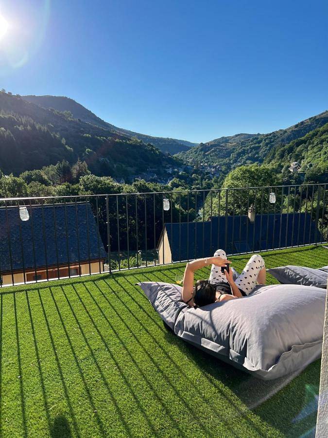 Location de vacances pour 8 personnes, avec balcon et vue à Fraissinet-de-Lozère - 4