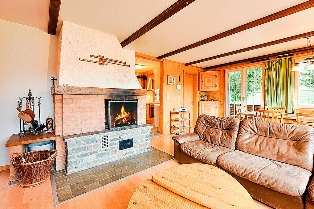 Ganze Ferienwohnung, Ch 267.009 S - Chalet Hilari, Fewo 1. Etage + Dg in Saanenmöser, Zweisimmen