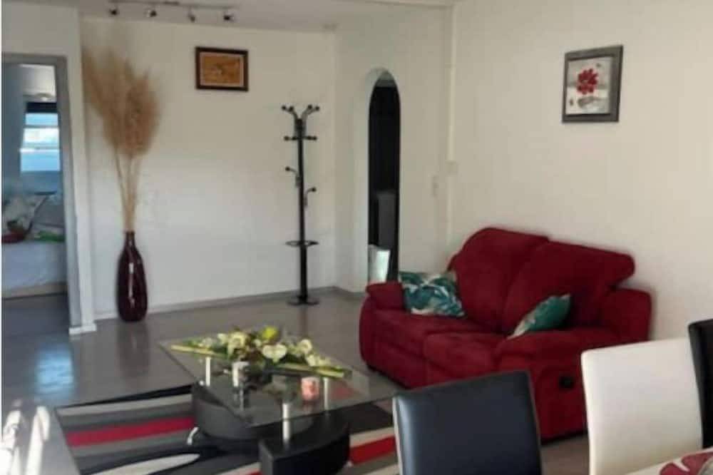Entire apartment, 3-Room Apartment Near Town Center in Obernai, Sélestat-Erstein region