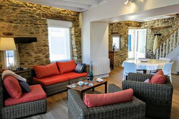 Gîte pour 5 personnes, avec terrasse et jardin dans Port Briac