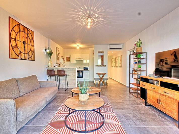 Appartement de vacances pour 4 personnes, avec piscine et terrasse dans Saint Martin