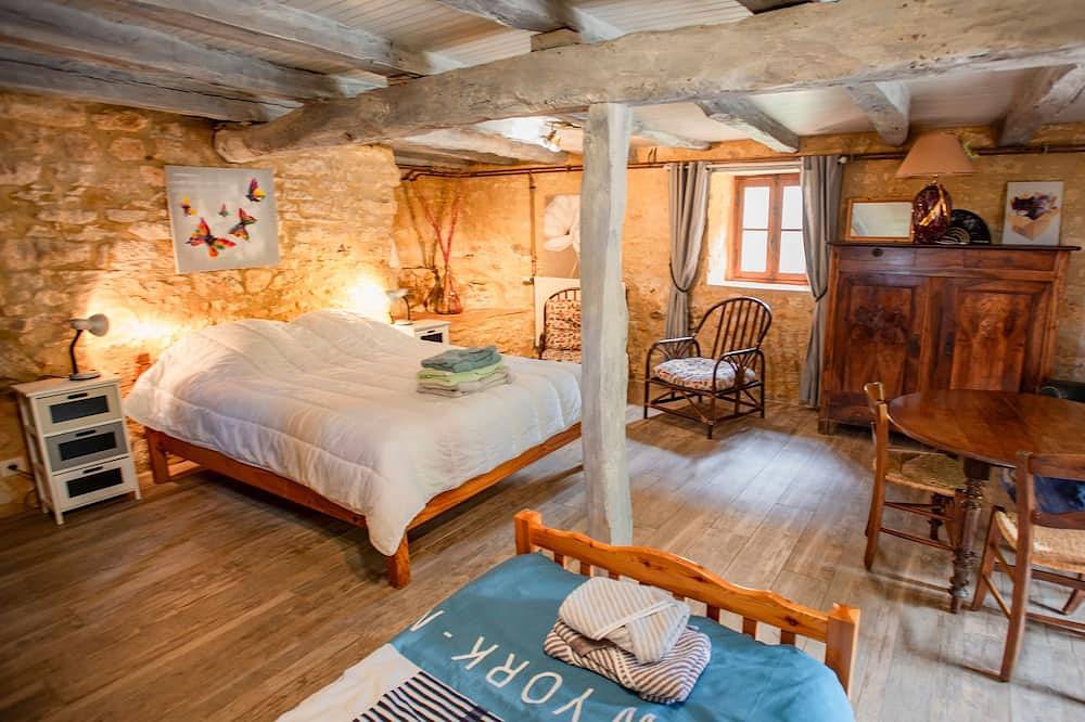Großes super attraktives Haus mit privatem Pool in Besse, Périgord Noir