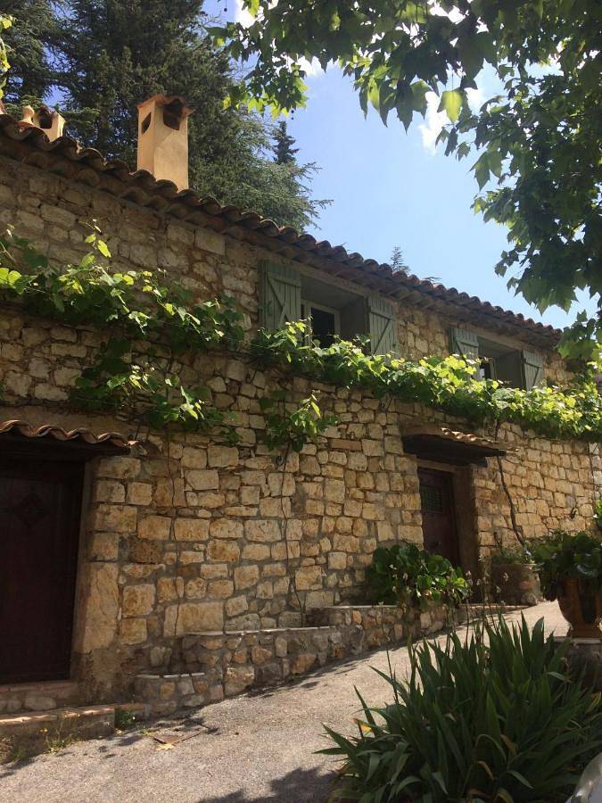 Double Room with Patio in Ampus, Région de Draguignan