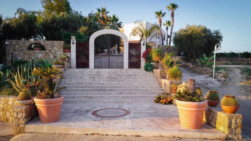 Gîte pour 5 personnes, avec Terrasse ainsi que Jardin et Piscine à Agrigente - 4