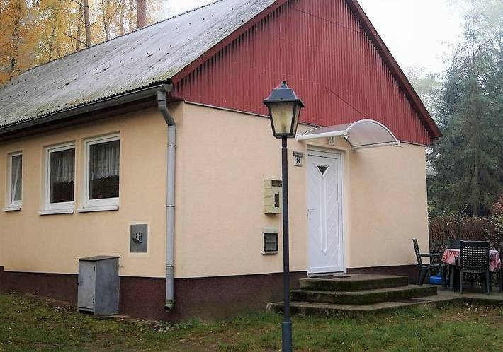 Ferienhaus für 4 Personen, mit Garten und Terrasse in Friedland