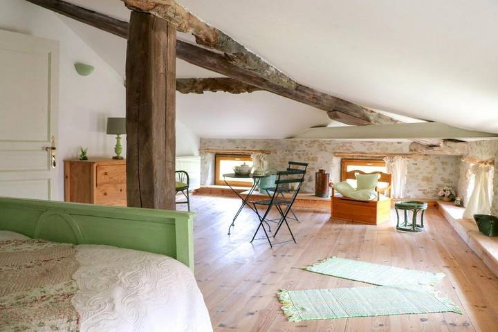 Chambre d’hôte pour 4 personnes, avec jardin et piscine dans l' Ariège - 2