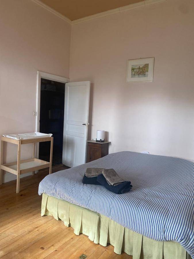 Suite privée dans une maison quercynoise in Lauzerte, Quercy