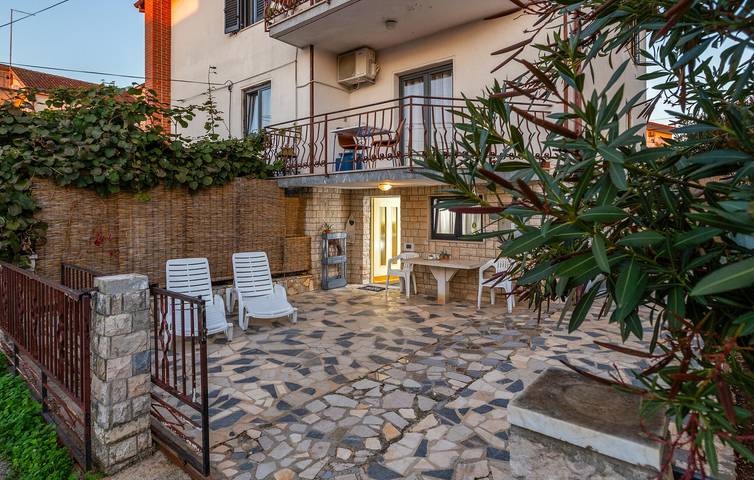 Ferienwohnung für 4 Personen, mit Terrasse, mit Haustier in Novigrad - 4