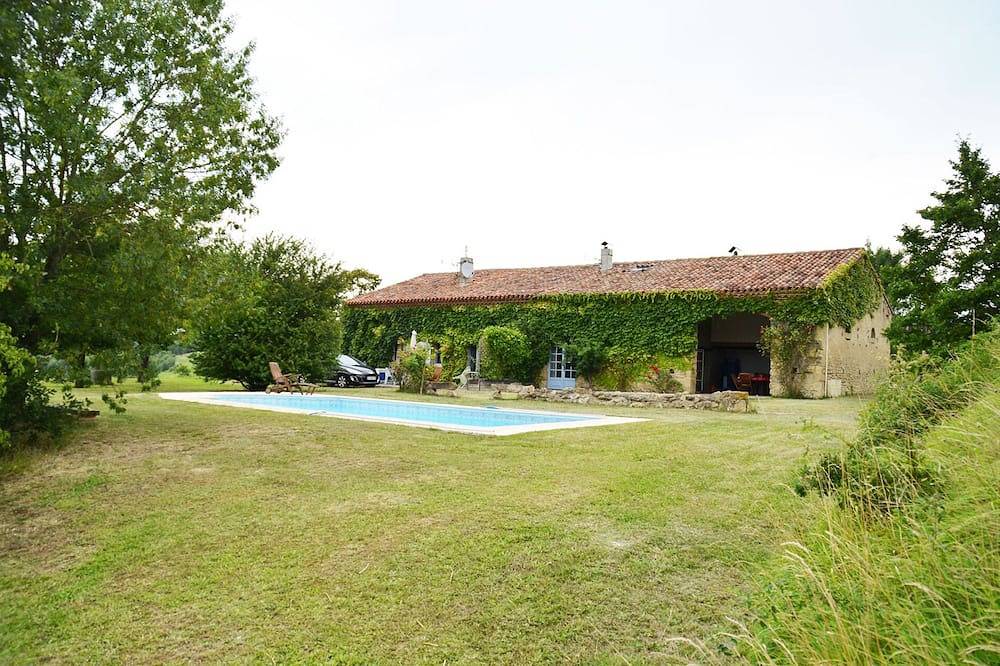 Les roses d'Autan, Gite De Caractère en Lauragais Auriac/Vendinelle in Auriac-sur-Vendinelle, Lauragais