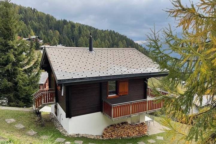 Hütte für 6 Personen, mit Balkon in Bettmeralp