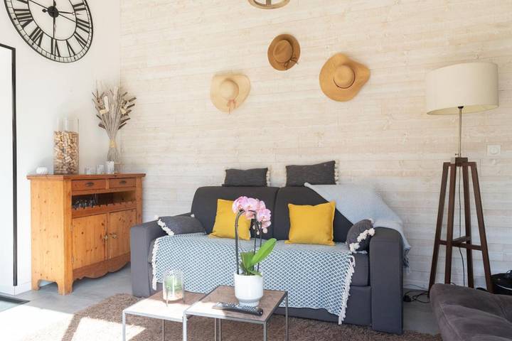 Location de vacances pour 6 personnes, avec Terrasse ainsi que Jardin et Vue à Salaunes