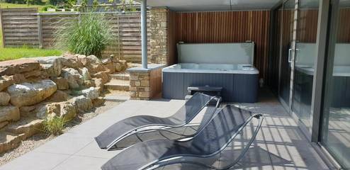Gîte pour 2 personnes, avec sauna et jardin ainsi que jacuzzi et piscine à Theux