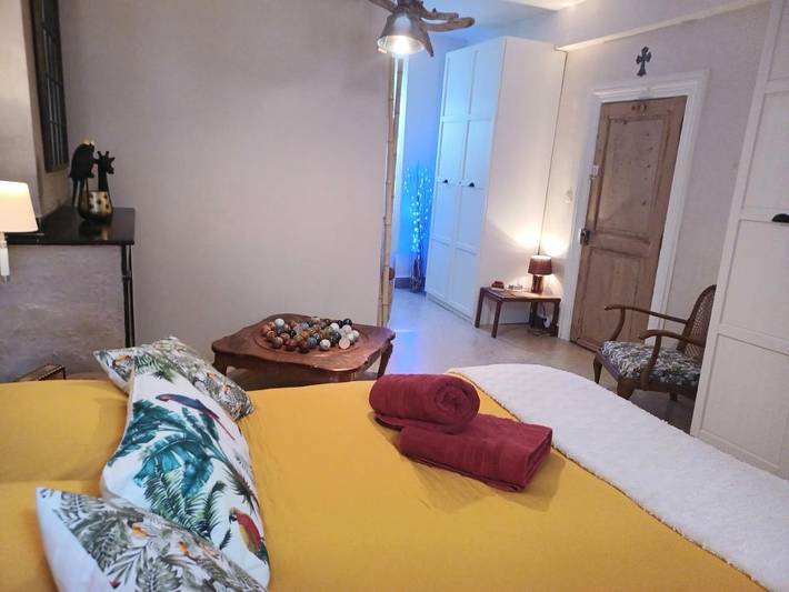 Gîte pour 2 personnes, avec jardin à Pennautier