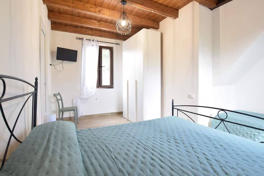 Ganze Wohnung, Haustierfreundliche Wohnung in Santo Stefano di Magra, Naturpark Montemarcello-Magra-Vara