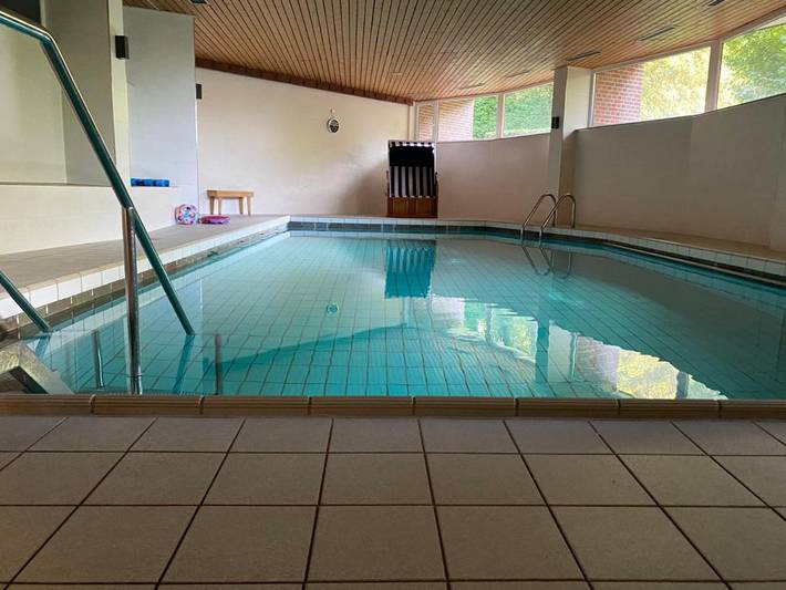 Ferienwohnung für 3 Personen, mit Balkon und Terrasse sowie Garten und Pool in Bad Essen