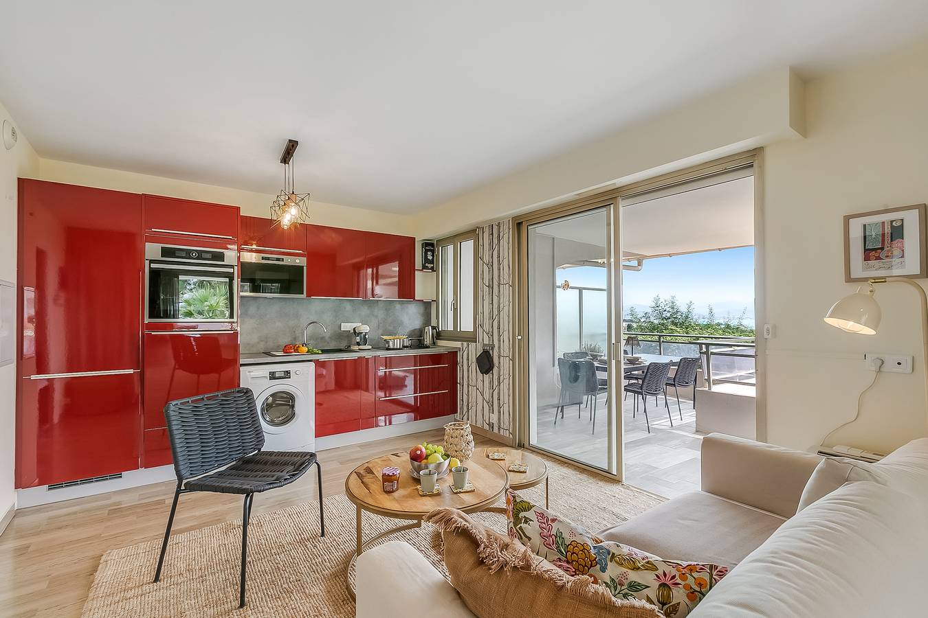 Appartamento intero, Studio Near Beach, Sea View & Garage in Antibes, Costa mediterranea (Francia)