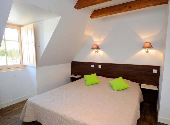 Appartement de vacances pour 5 personnes, avec piscine et jardin