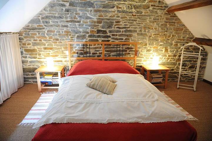 Gîte pour 6 personnes, avec piscine ainsi que jardin et terrasse à Pluméliau - 4