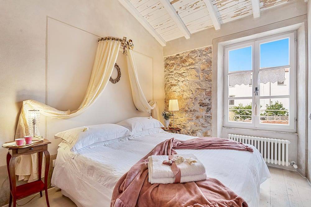 Casa Torre Monella Pitelli Lerici La Spezia in Pitelli, La Spezia
