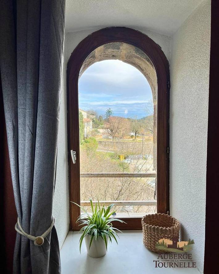 Hôtel pour 2 personnes, avec terrasse et vue à Saint-Jean-de-Valériscle - 4