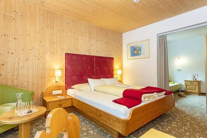 BnB für 3 Personen, mit Whirlpool und Garten sowie Sauna in Saalbach-Hinterglemm-Leogang