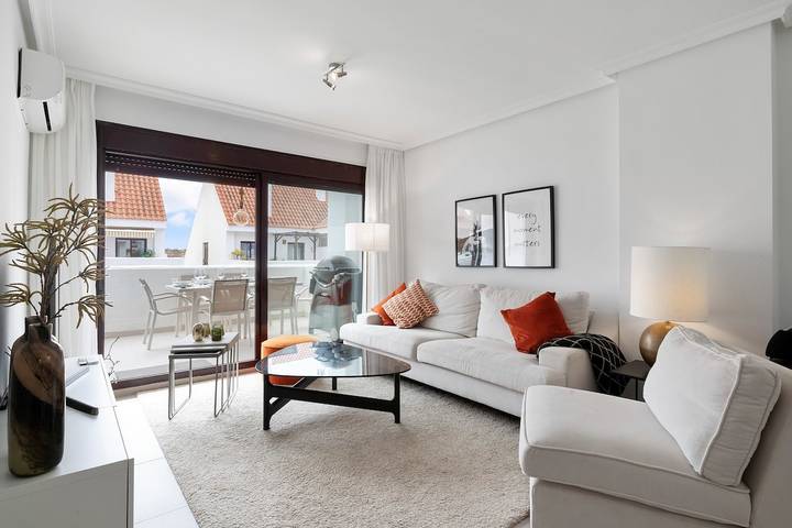 Ferienwohnung für 6 Personen, mit Terrasse und Pool - 1