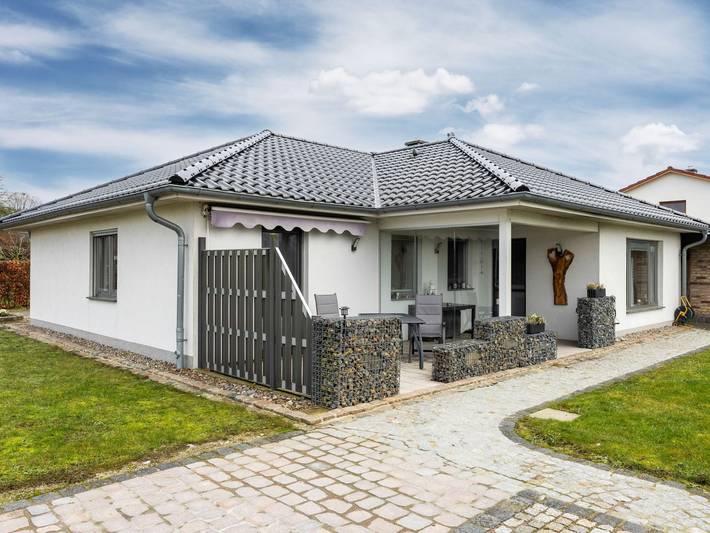 Ferienwohnung für 4 Personen, mit Ausblick und Garten sowie Terrasse, kinderfreundlich in Rostock und Umgebung - 2