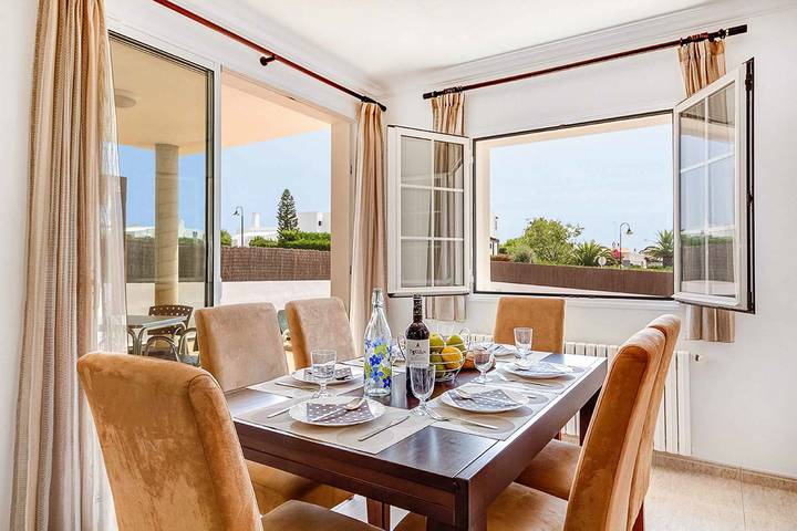 Chalet para 8 personas con balcón in Binibeca, Sant Lluís