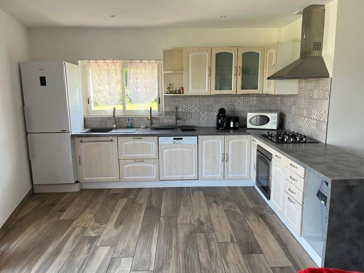 Location de vacances pour 7 personnes, avec vue et jardin à Romans-sur-Isère - 2