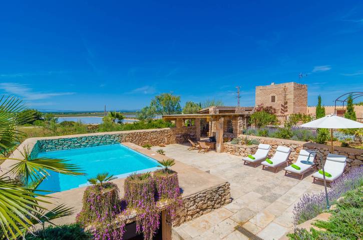 Villa für 8 Personen, mit Pool und Garten in Es Trenc