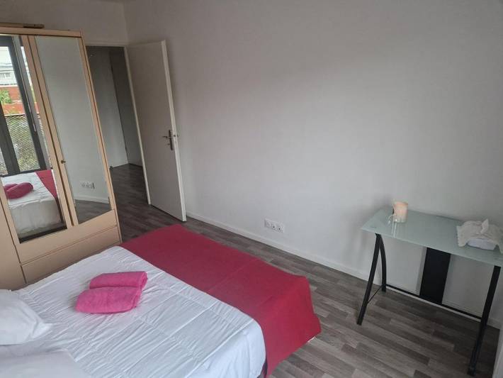 Chambre d’hôte pour 2 personnes, avec balcon et vue à Saint-Denis - 2