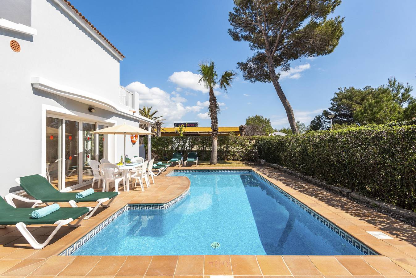 Villa Marta in Cala Blanca, Ciutadella