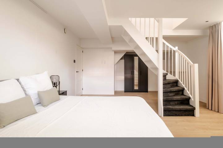 Ganze Wohnung, Spacious Duplex in Centre with Free Parking in Rotterdam, Südholland