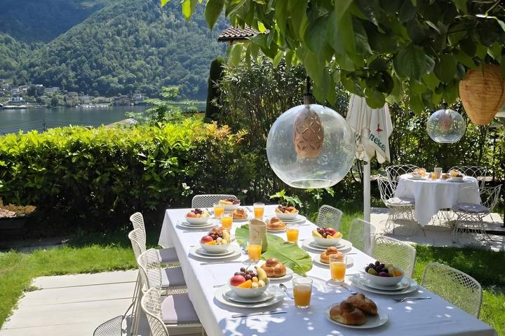 Ferienwohnung für 2 Personen, mit Kinderpool und Seeblick in Morcote